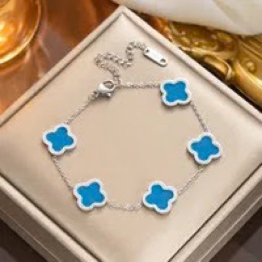 Clover Style Bracelet - Silver - Blue